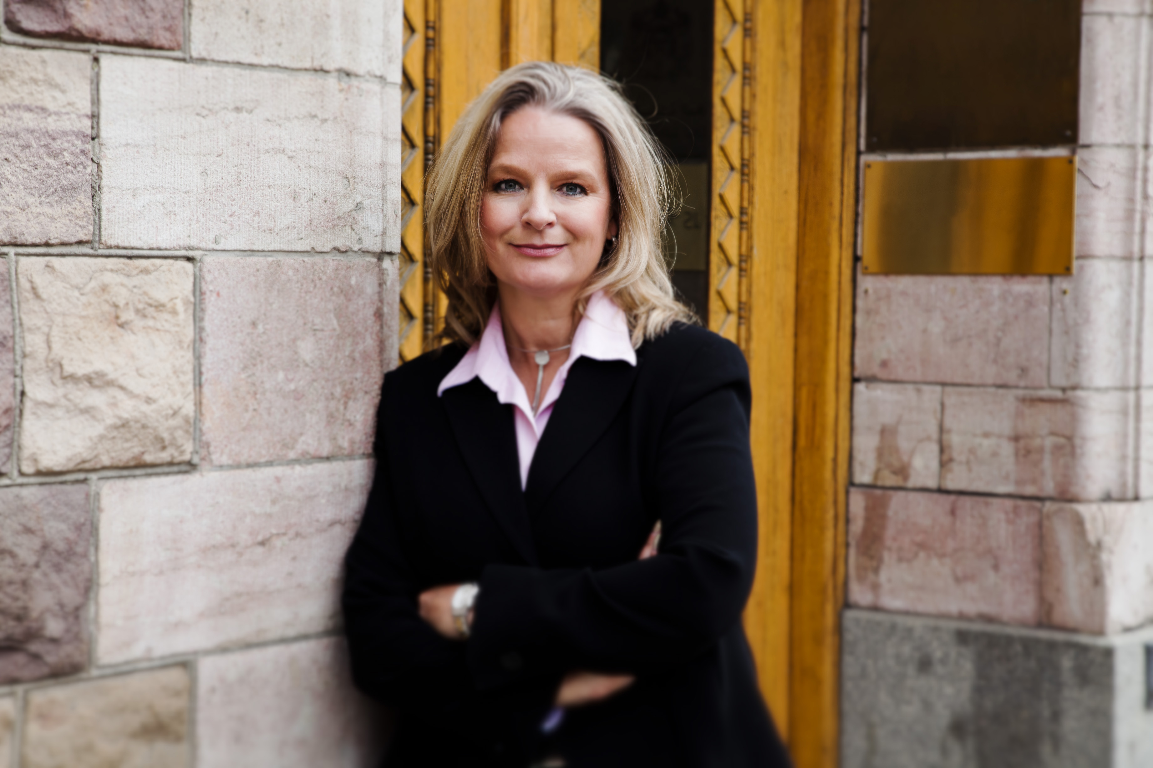 Juridik så du förstår! Fokus på alla människors lika rättigheter Juridik så du förstår! Fokus på alla människors lika rättigheter